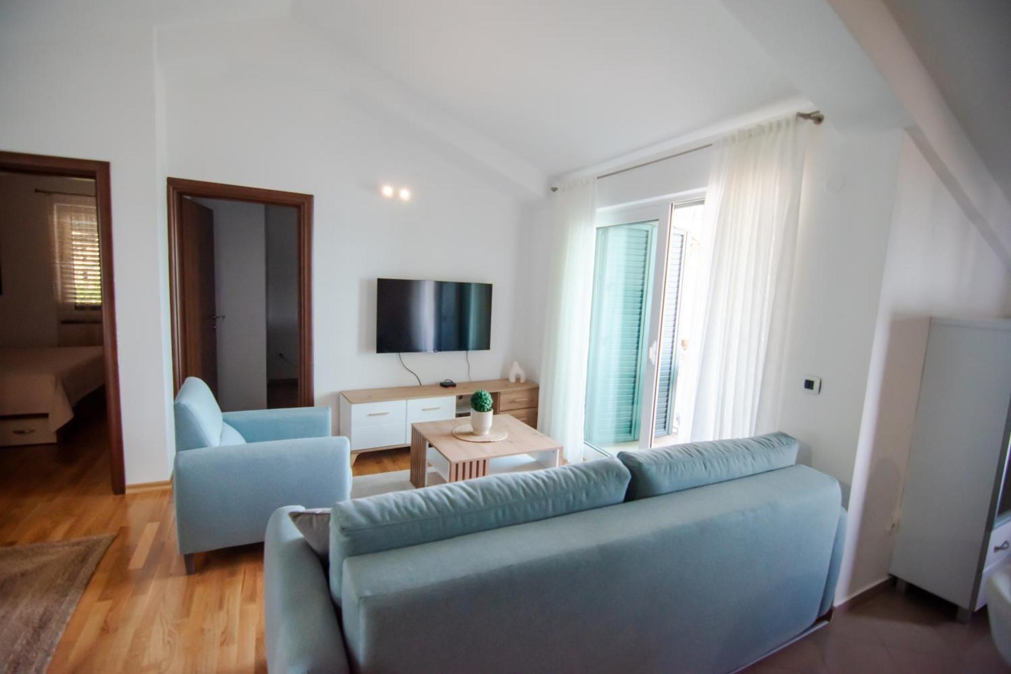City Center Apartments Tivat Exteriör bild